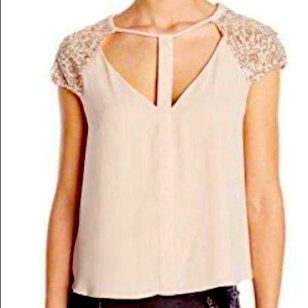Sierra BCBG blouse color pink blush size S silk